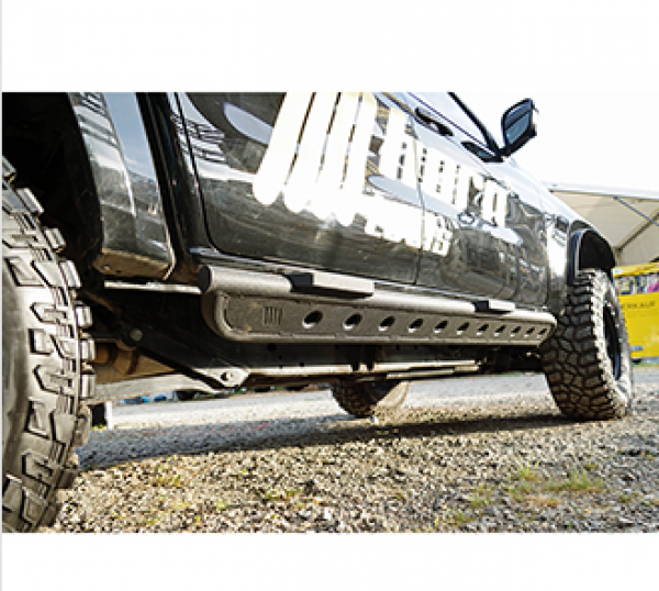 Mitsubishi L200 Rockslider LAPIS Aluminium DOKA Kabinenschutz horntools